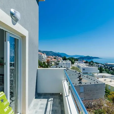 Nikolina Guest house