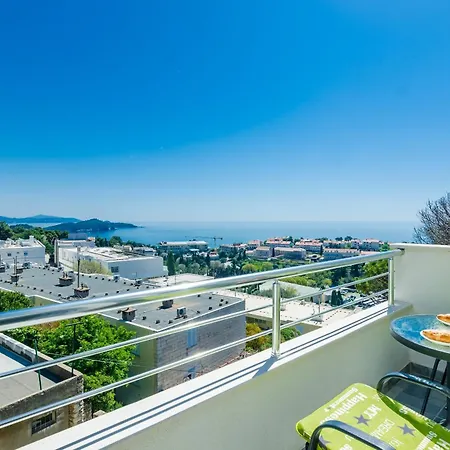 Nikolina Guest house