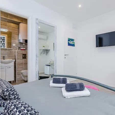 Gostinjska kuća Nikolina 3*