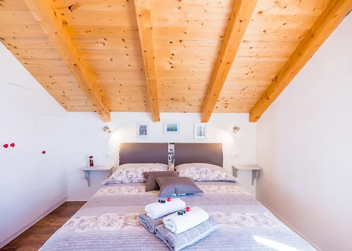 Nikolina Guest house